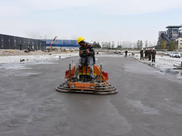 新疆伊犁建設(shè)兵團電廠爐渣固廢筑路